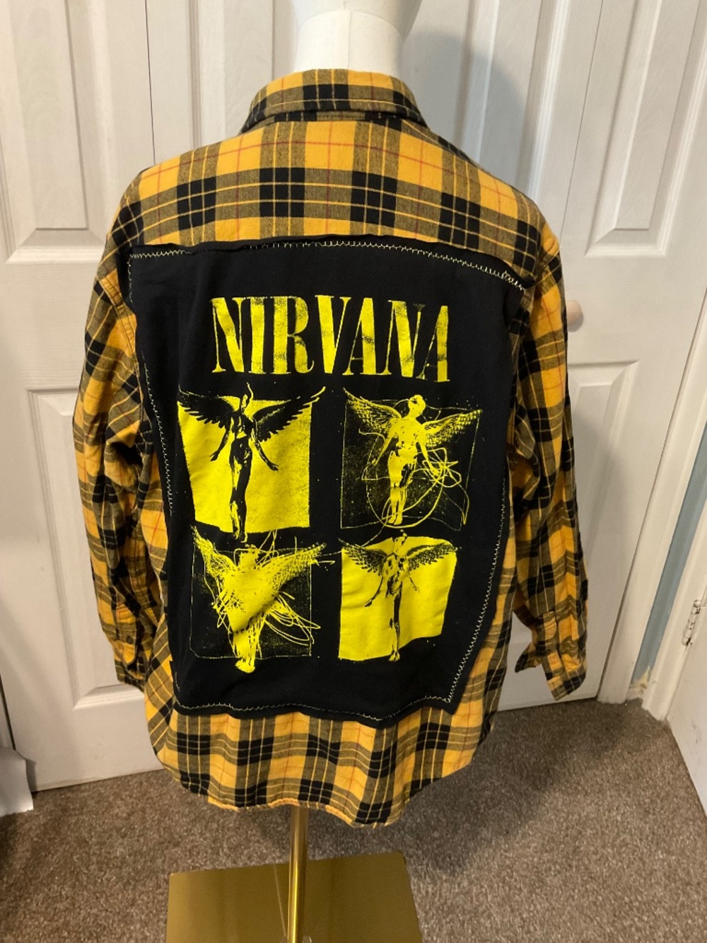 Nirvana Upcycled Back Graphic T-Shirt on Men's XL Flannel